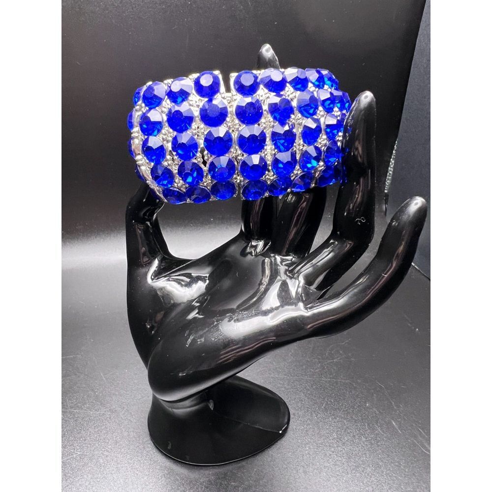 M Haskell Blue Stretch Bracelet 28$
